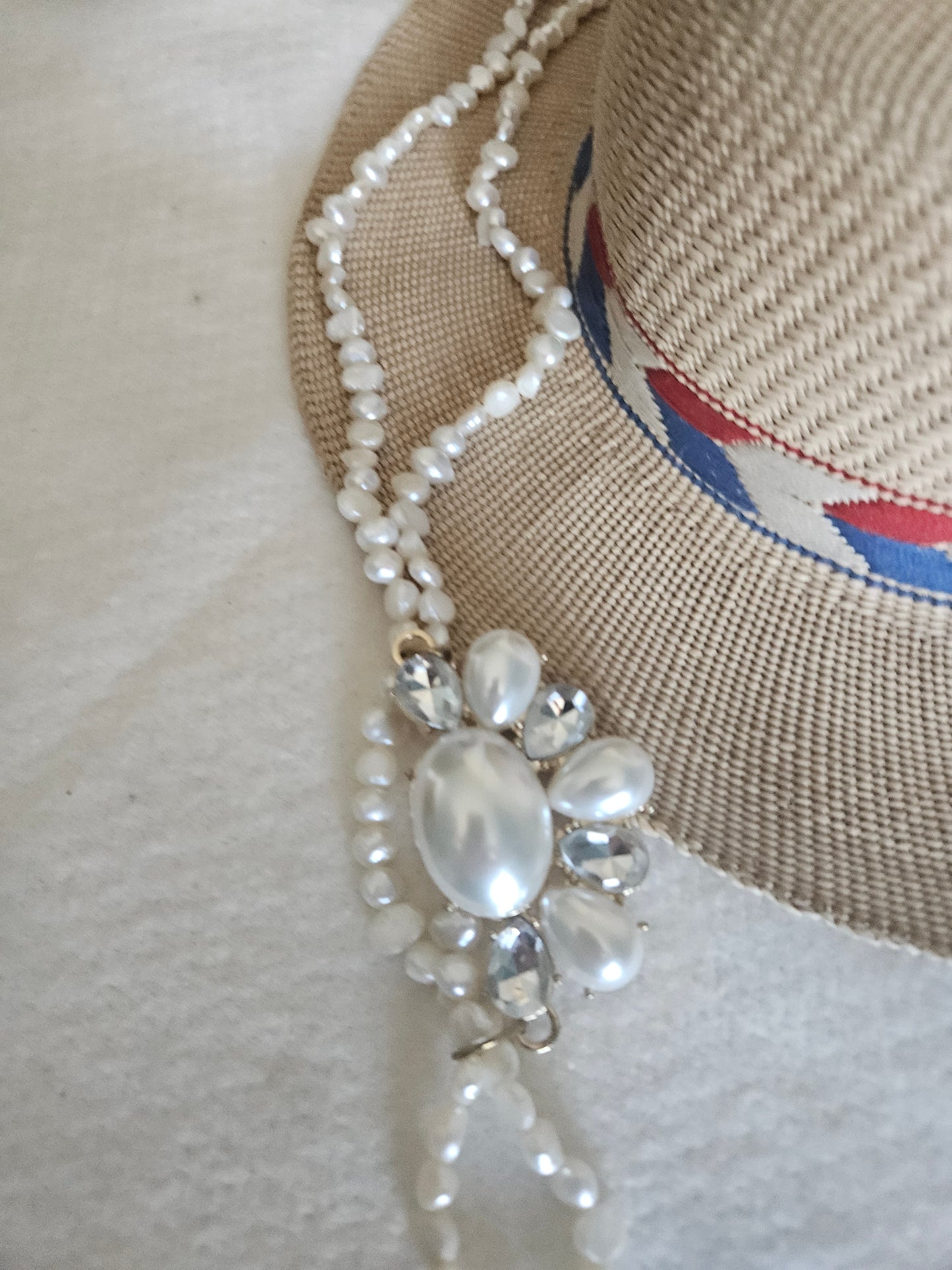 Pearl and Clasp Necklace
