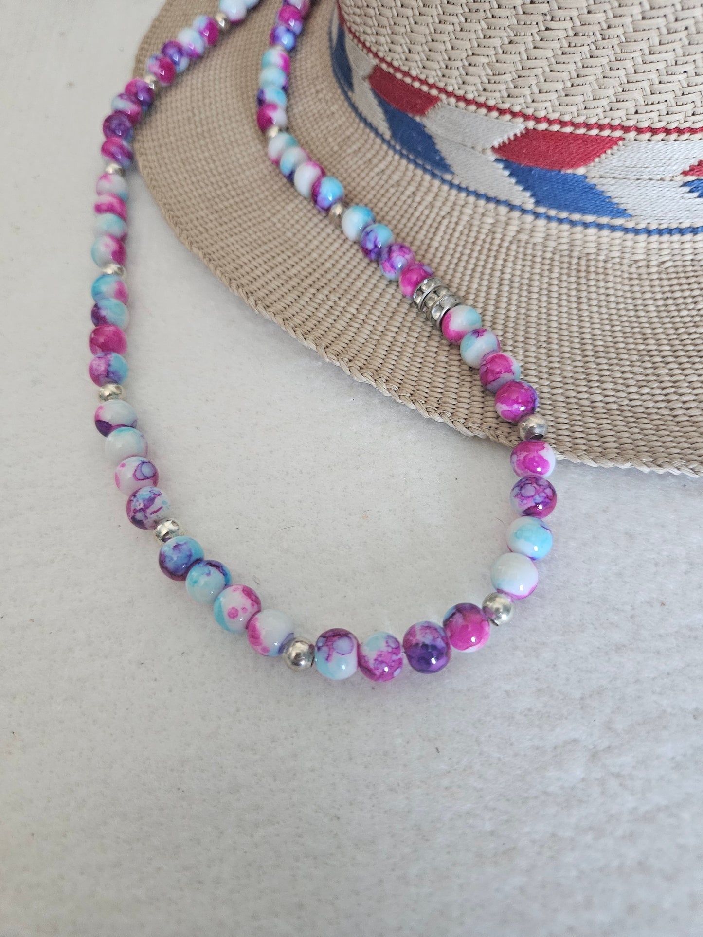 Variant Pink and Blue Glass Beads Necklace